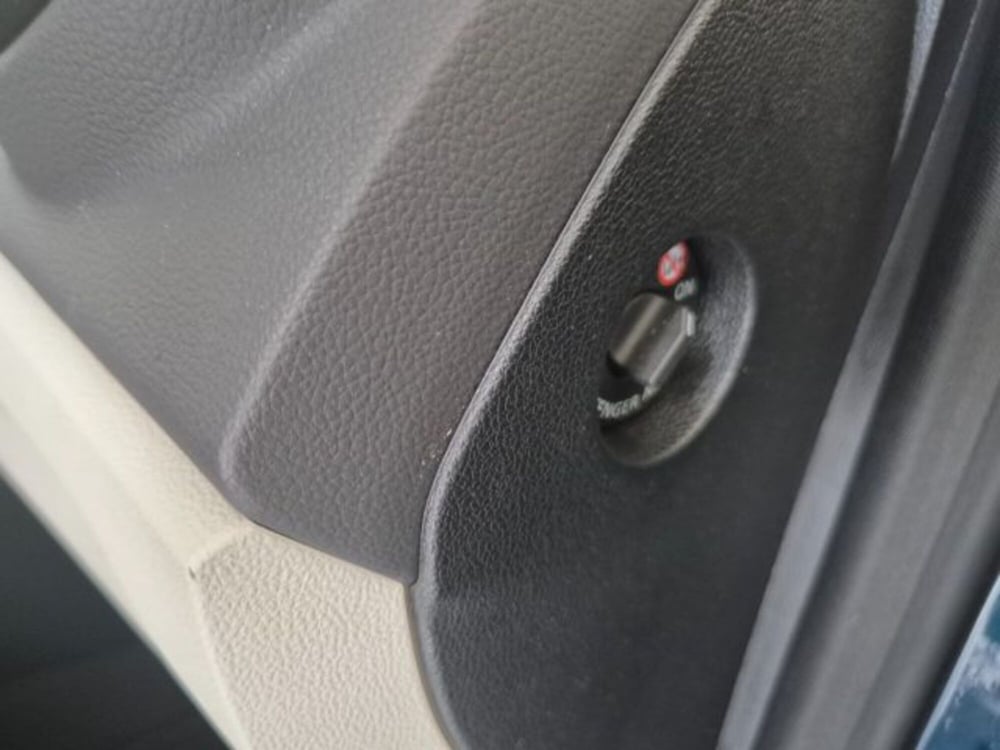 Renault Captur usata a Oristano (19)
