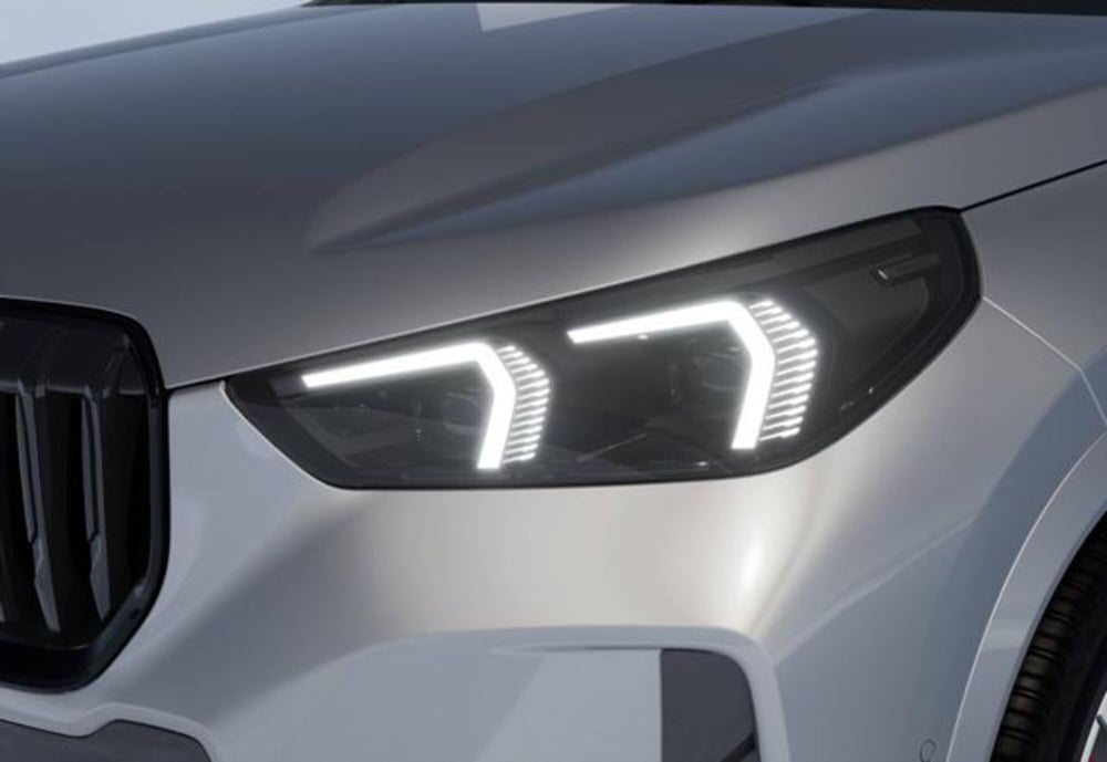 BMW X1 nuova a Modena (7)
