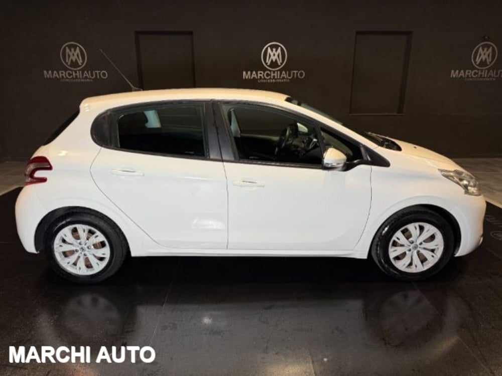 Peugeot 208 usata a Perugia (4)
