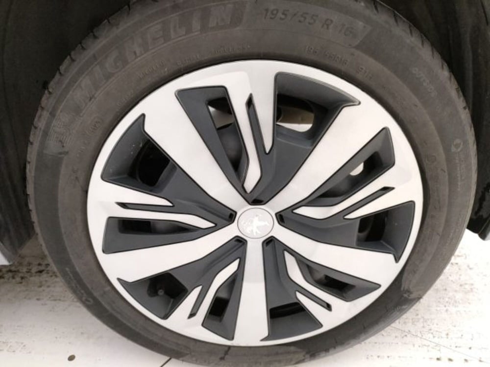 Peugeot 208 usata a Torino (17)