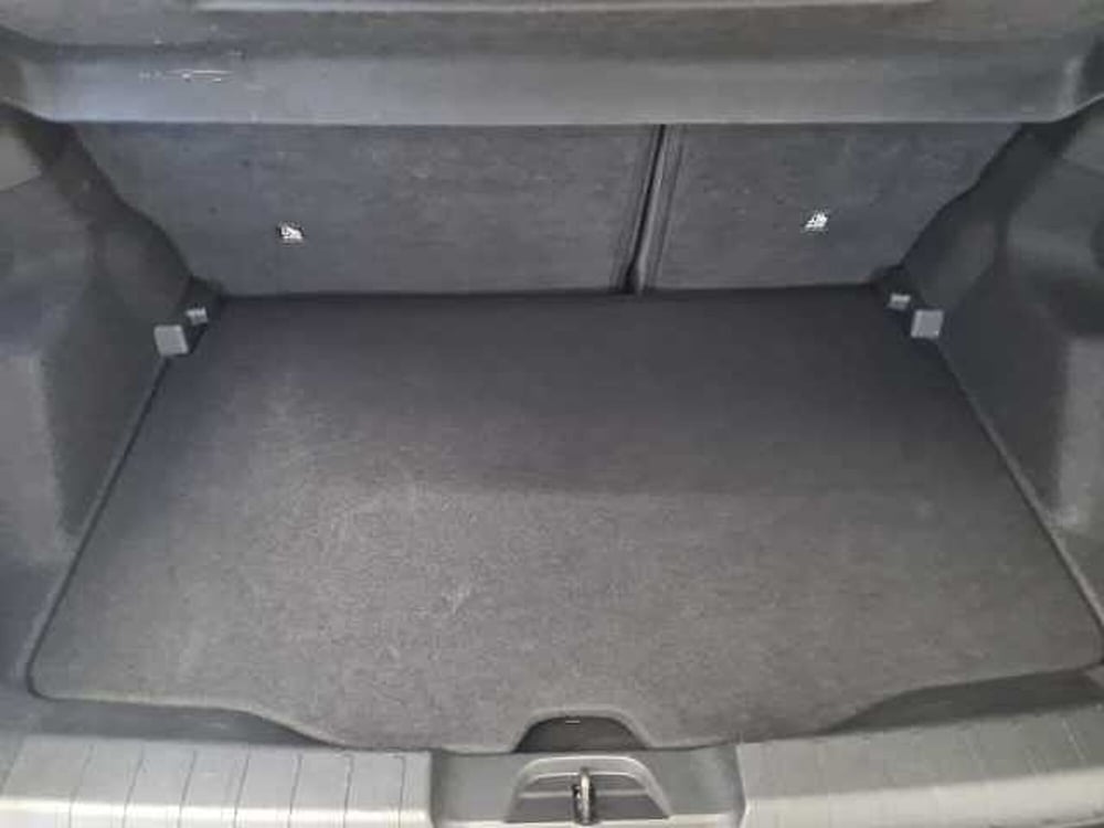 Jeep Avenger usata a Brescia (9)