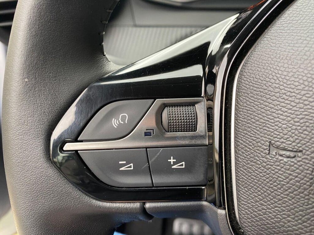 Peugeot 208 usata a Torino (13)