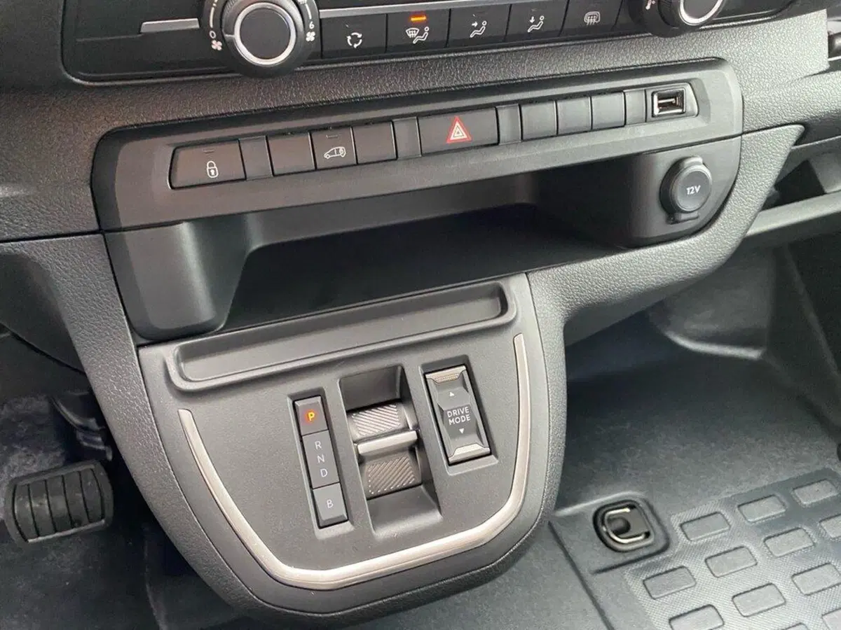 Peugeot Expert Furgone nuova a Torino (11)