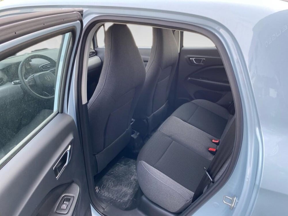 Leapmotor T03 nuova a Torino (8)