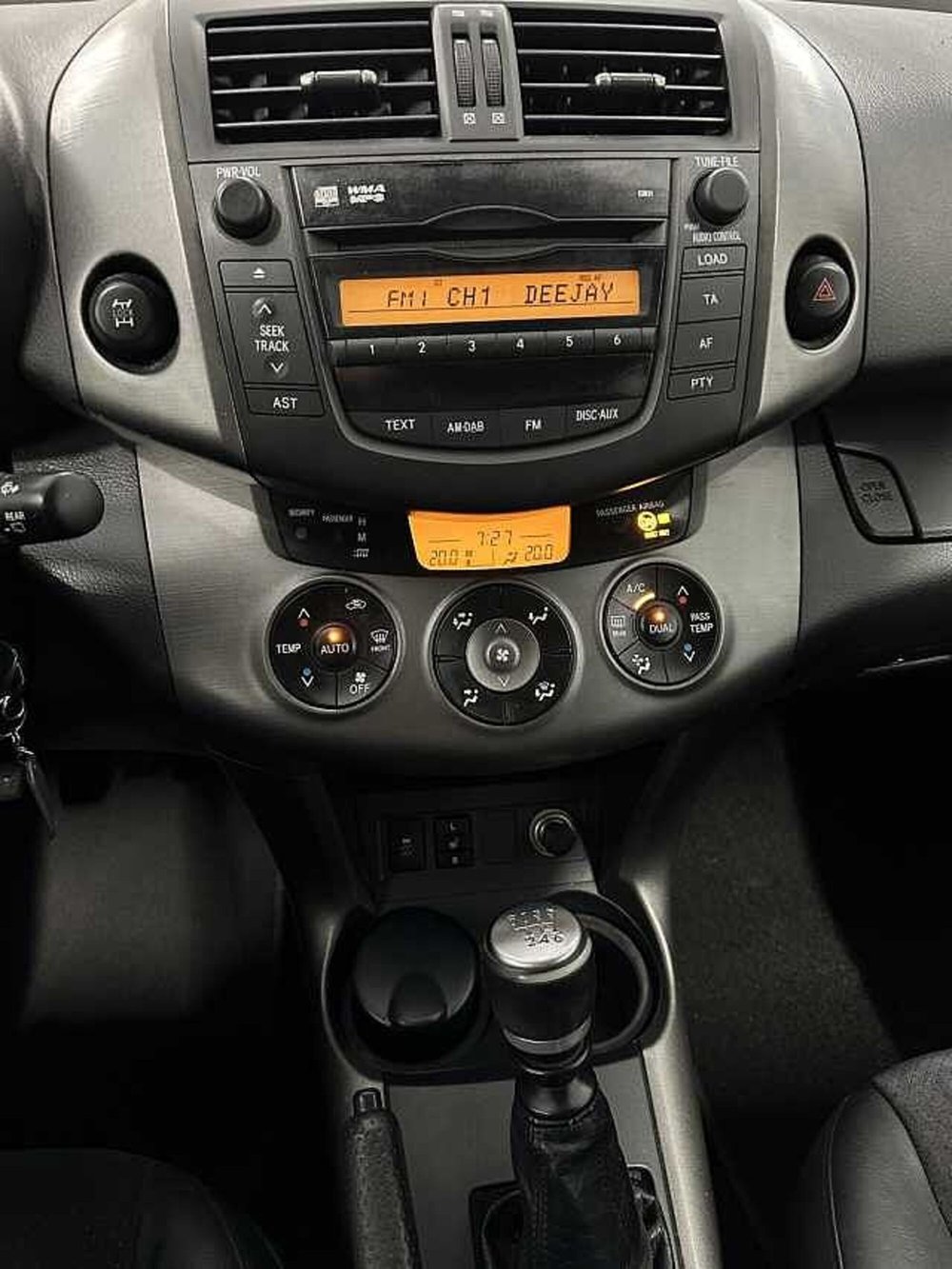 Toyota Rav4 usata a Macerata (10)