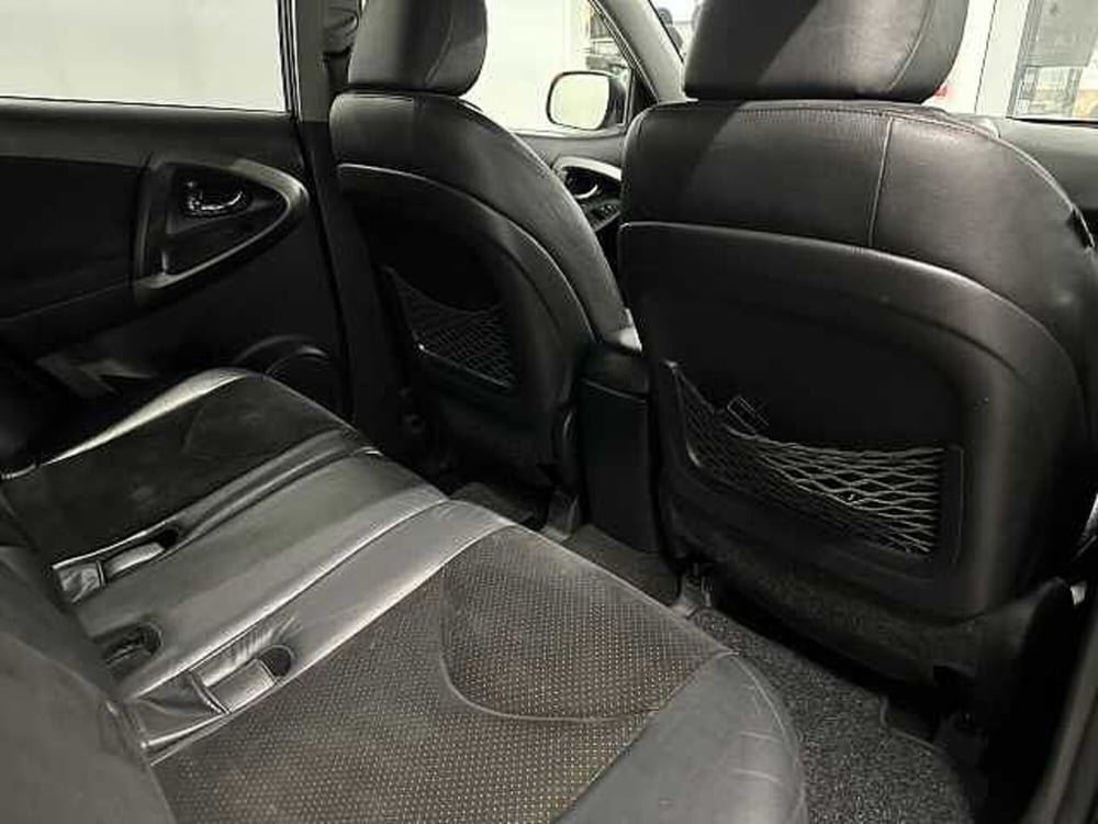 Toyota Rav4 usata a Macerata (13)