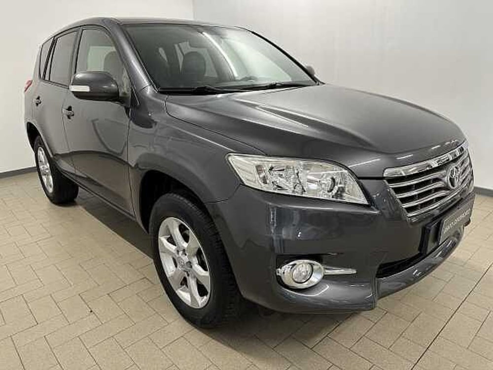 Toyota Rav4 usata a Macerata (3)