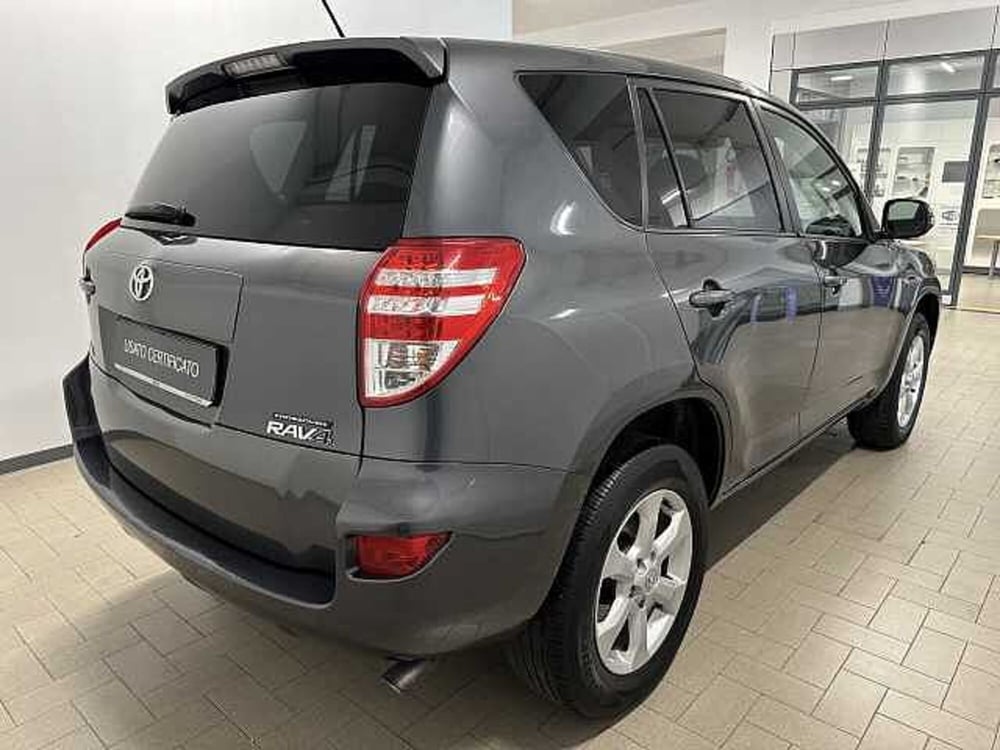Toyota Rav4 usata a Macerata (4)