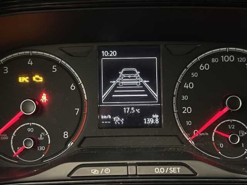 Volkswagen T-Cross usata a Macerata (10)