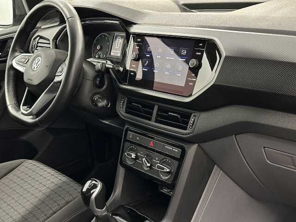 Volkswagen T-Cross usata a Macerata (16)