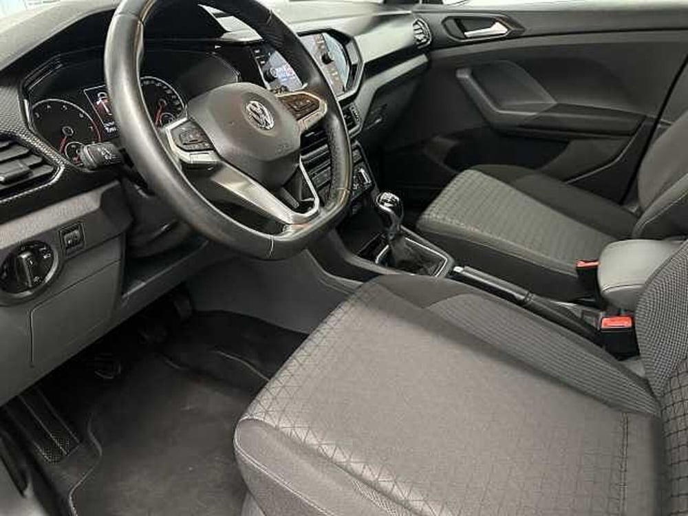 Volkswagen T-Cross usata a Macerata (7)
