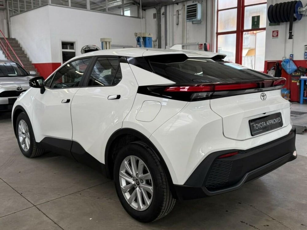 Toyota Toyota C-HR usata a Monza e Brianza (4)