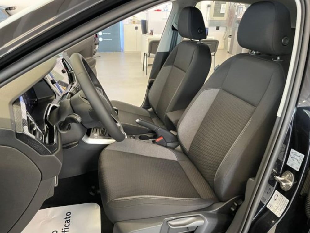 Volkswagen Taigo nuova a Cuneo (14)