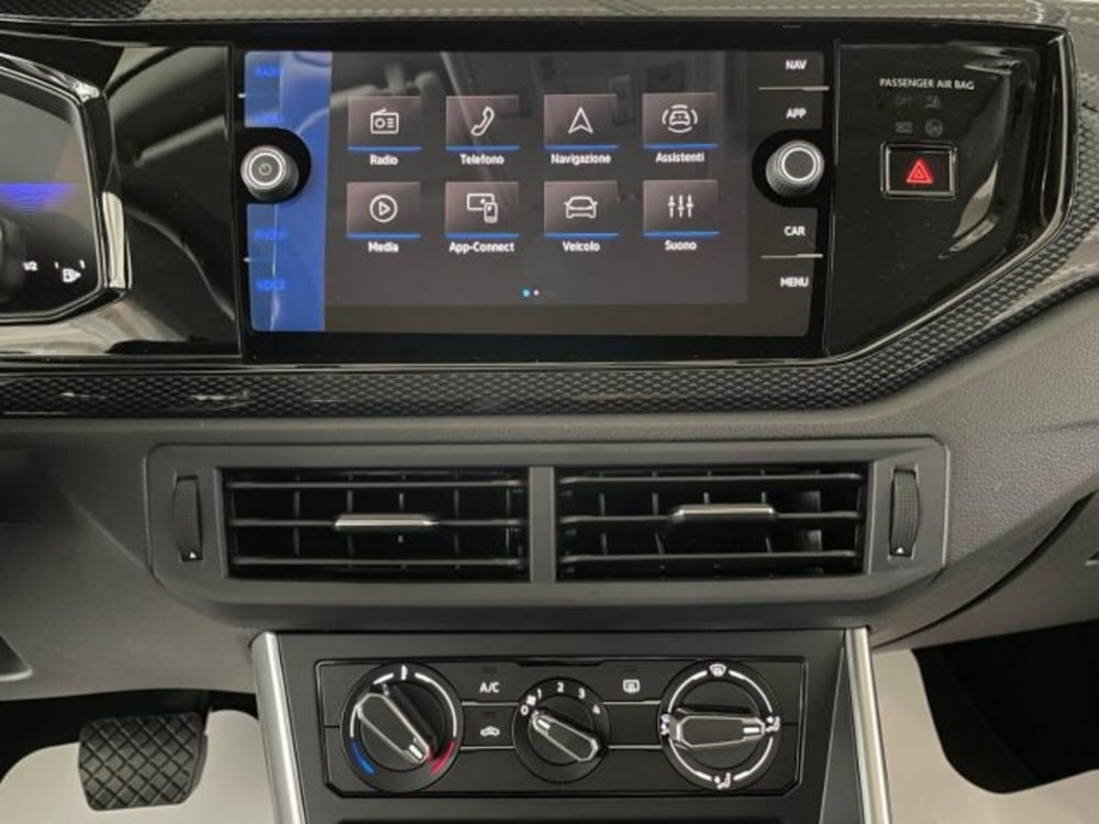 Volkswagen Taigo nuova a Cuneo (10)