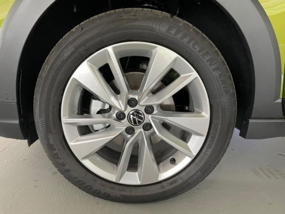 Volkswagen Taigo nuova a Cuneo (8)