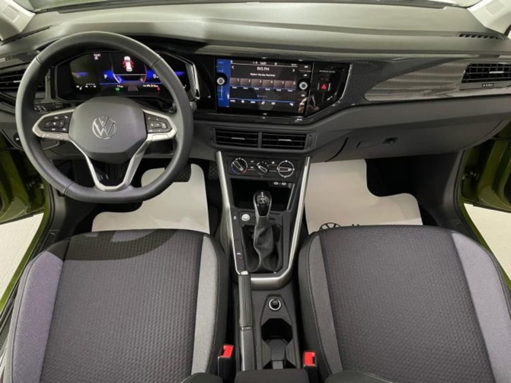 Volkswagen Taigo nuova a Cuneo (9)