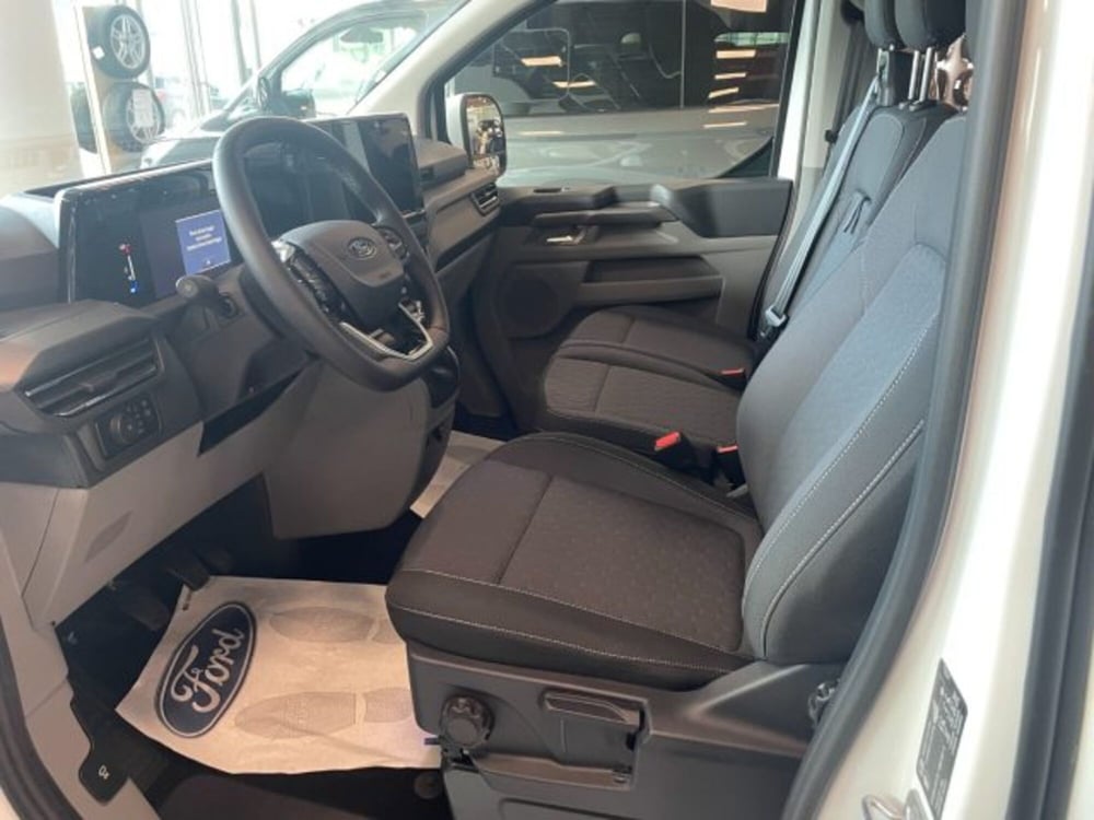 Ford Tourneo Custom nuova a Cuneo (11)
