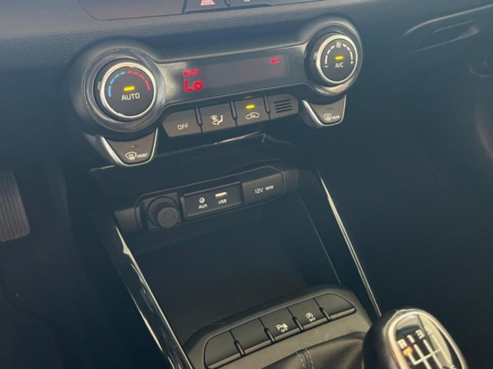 Kia Stonic usata a Trapani (14)