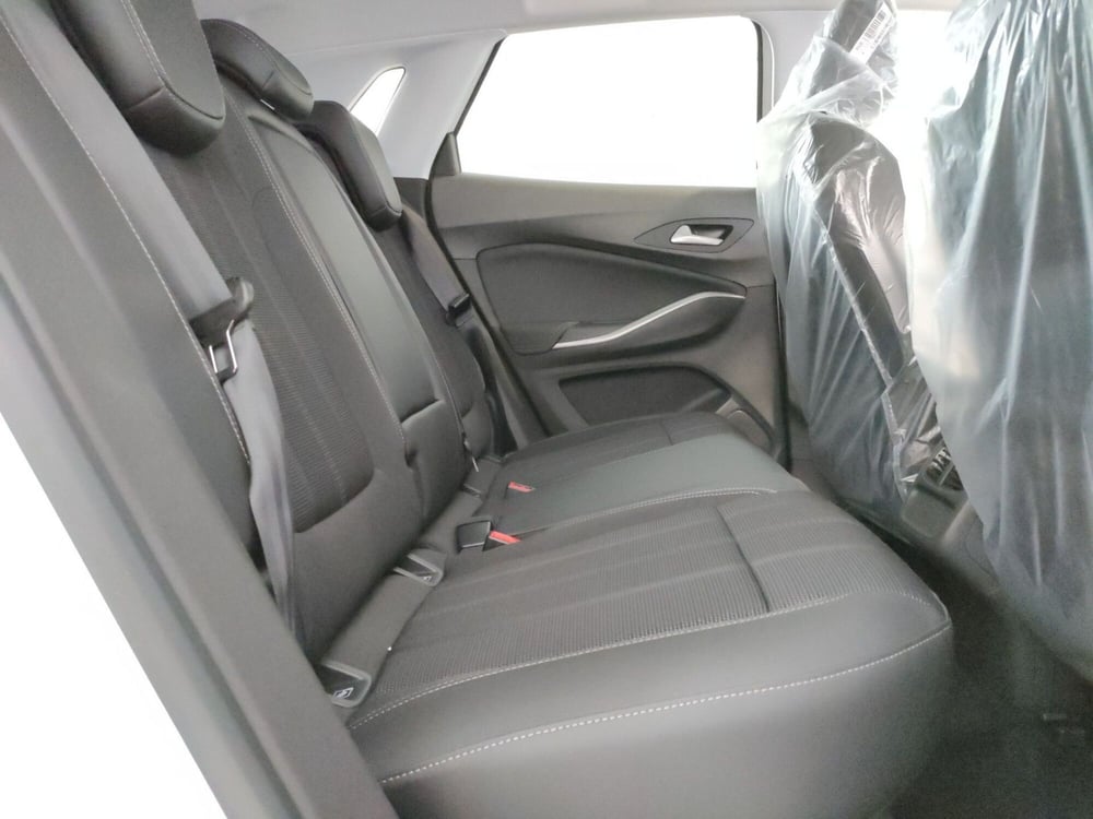Opel Grandland nuova a L'Aquila (14)