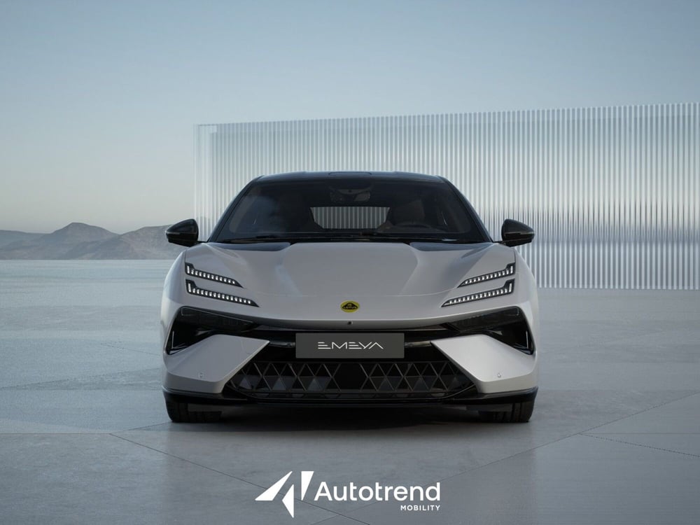 Lotus Emeya nuova a Bari (2)