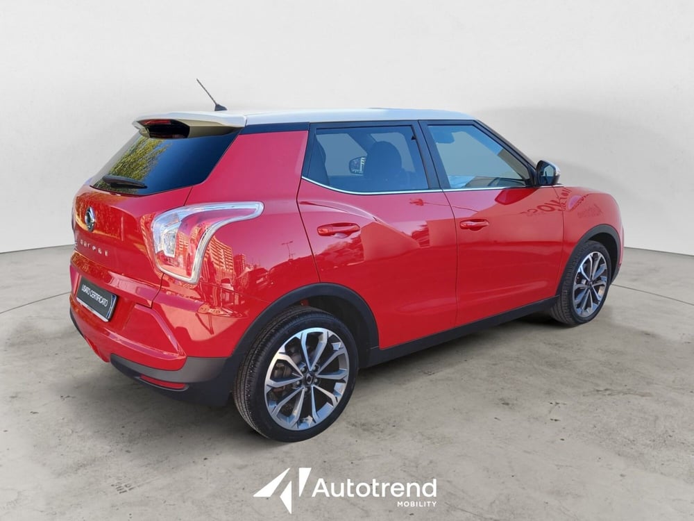 Ssangyong Tivoli usata a Bari (2)