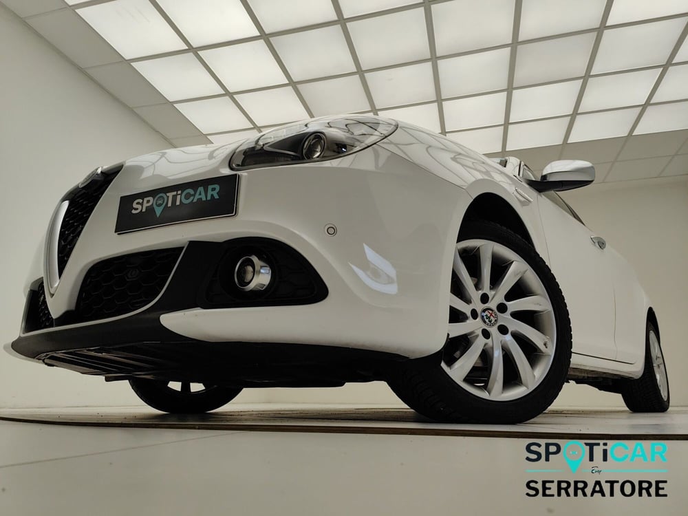 Alfa Romeo Giulietta usata a Como (3)