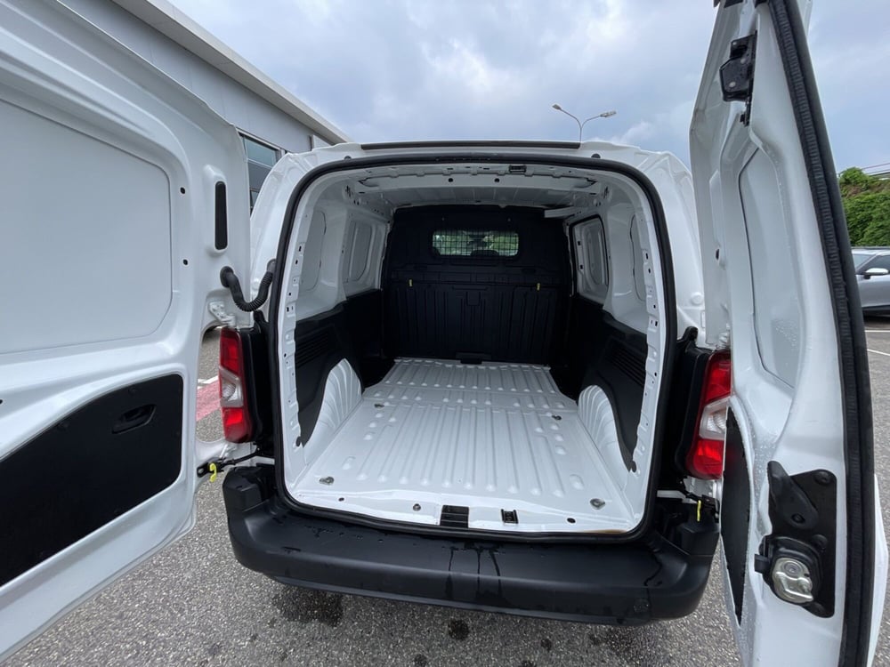 Toyota Proace City Furgone usata a Piacenza (7)