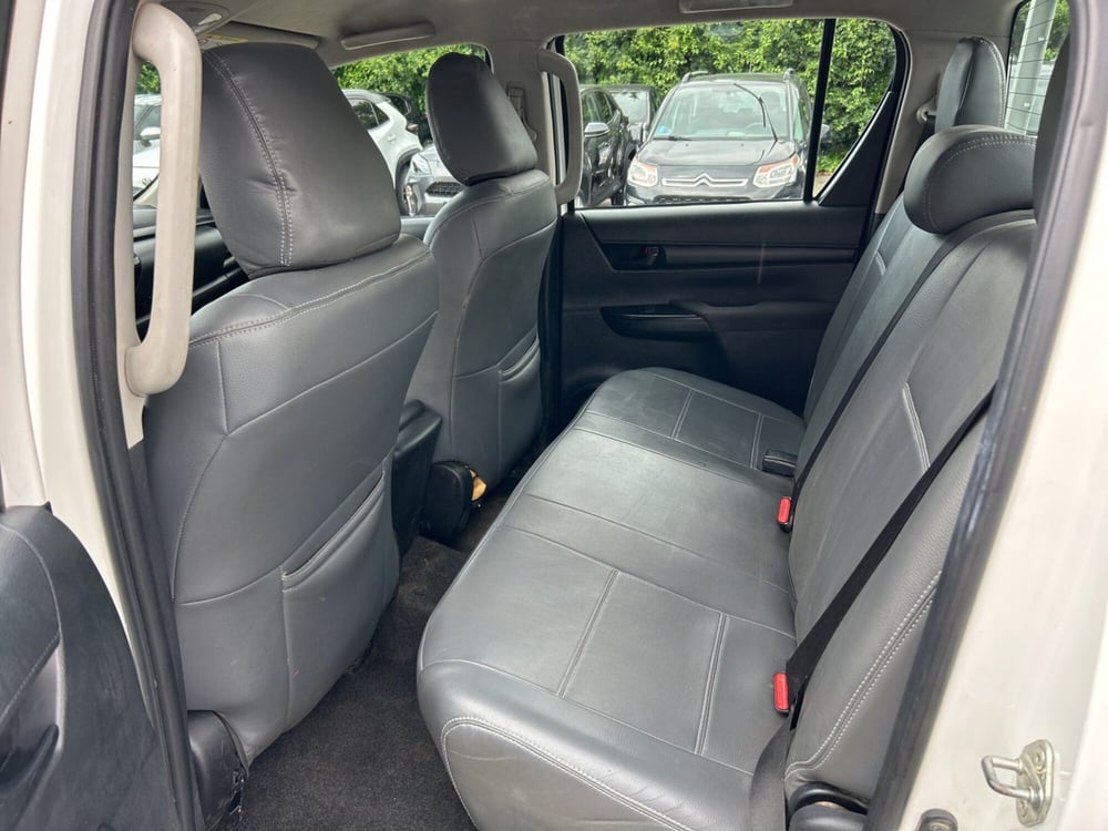 Toyota Hilux usata a Piacenza (10)