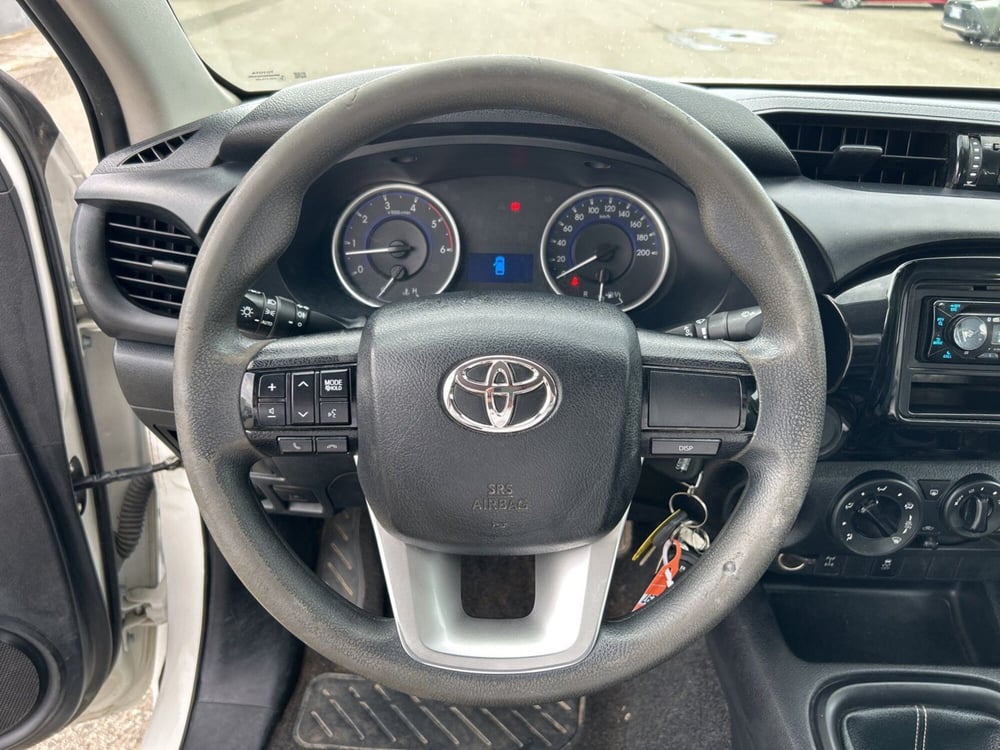 Toyota Hilux usata a Piacenza (12)
