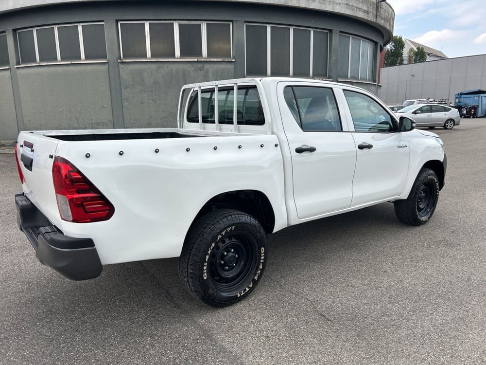 Toyota Hilux usata a Piacenza (6)