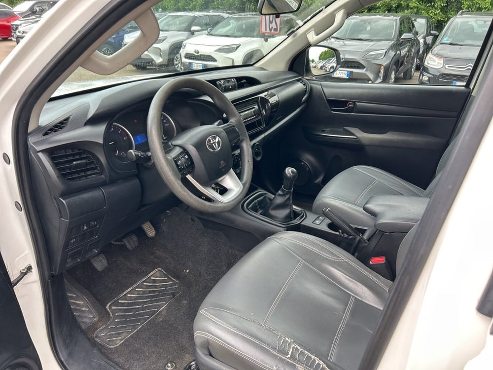 Toyota Hilux usata a Piacenza (9)