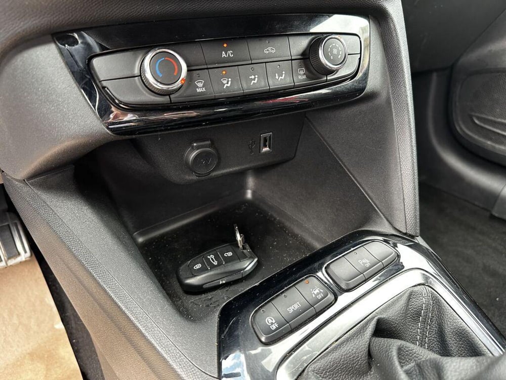 Opel Corsa usata a Torino (14)