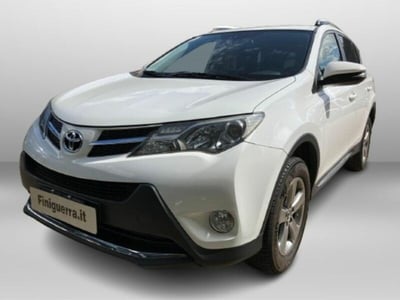 Toyota Rav4 D-4D 2WD Active del 2015 usata a Poggiridenti