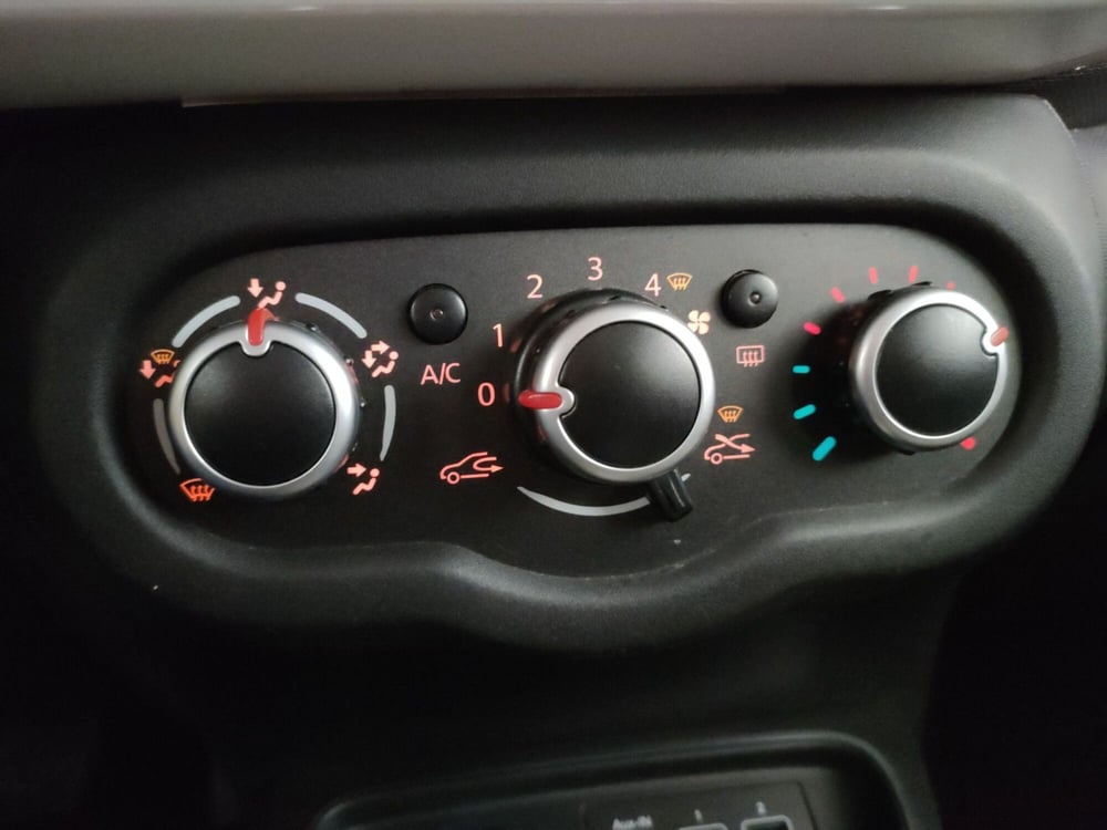 Renault Twingo usata a Roma (14)