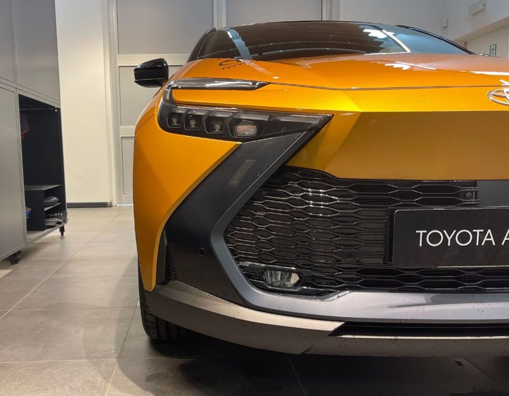 Toyota Toyota C-HR usata a Ferrara (16)