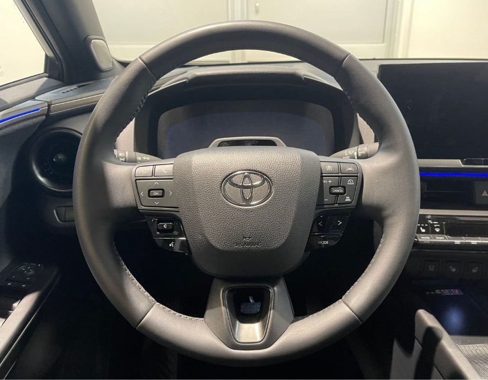 Toyota Toyota C-HR usata a Ferrara (9)