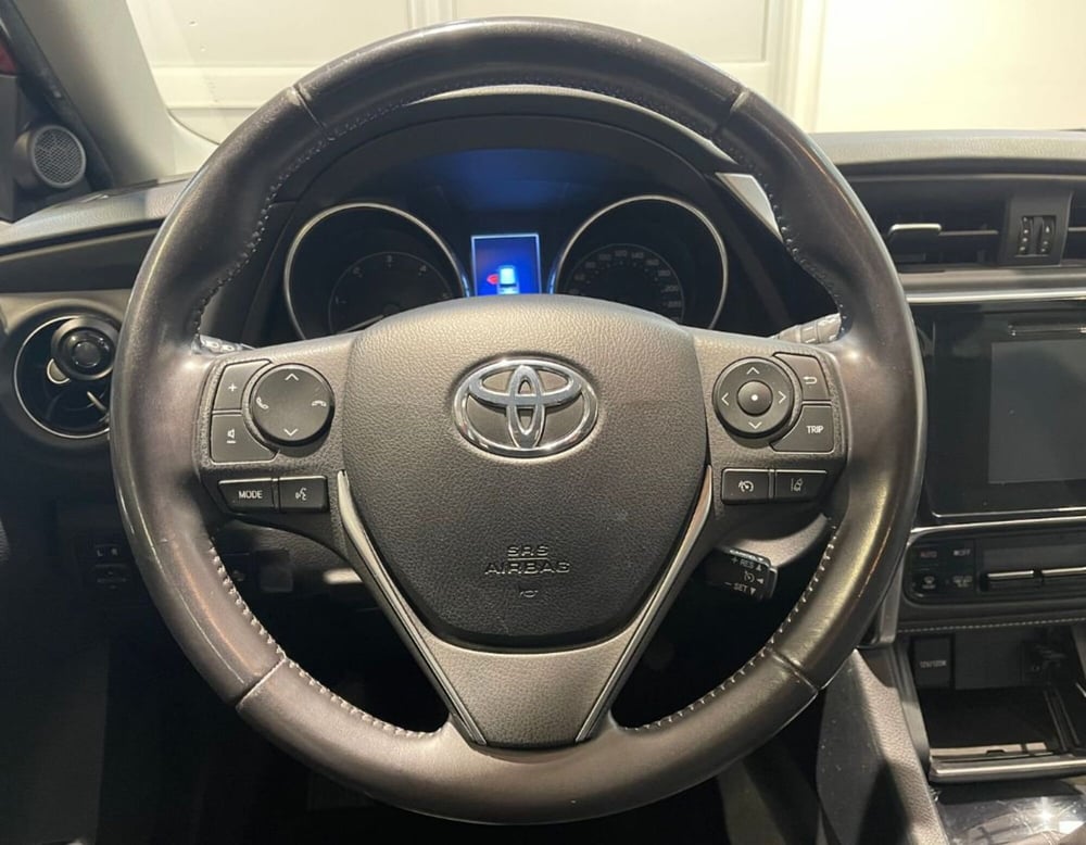Toyota Auris usata a Ferrara (10)