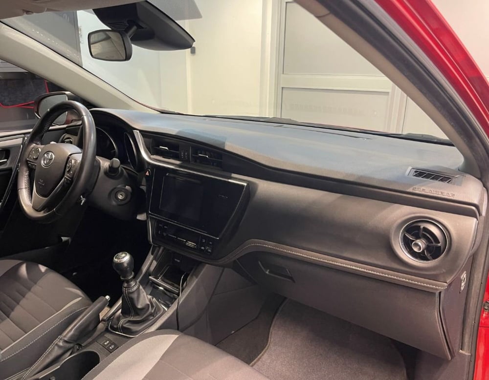 Toyota Auris usata a Ferrara (5)