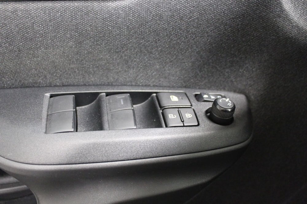 Toyota Yaris usata a Trento (13)