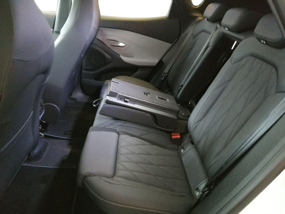 Ford Capri nuova a Brescia (12)