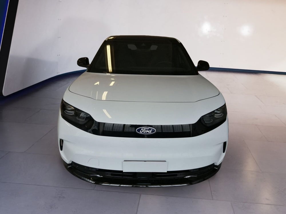 Ford Capri nuova a Brescia (2)