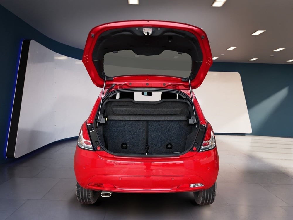Lancia Ypsilon usata a Torino (7)