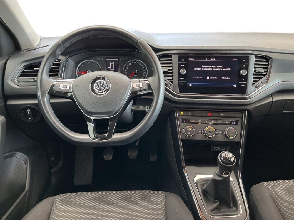 Volkswagen T-Roc usata a Torino (11)