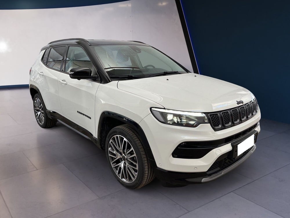 Jeep Compass nuova a Torino (3)