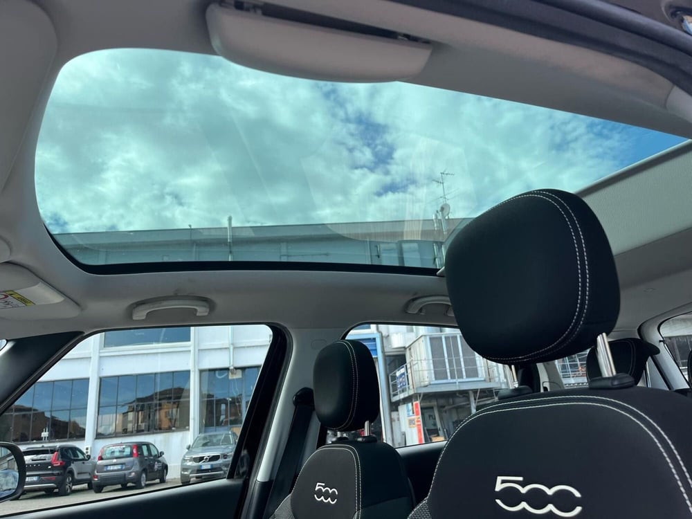 Fiat 500L usata a Milano (13)