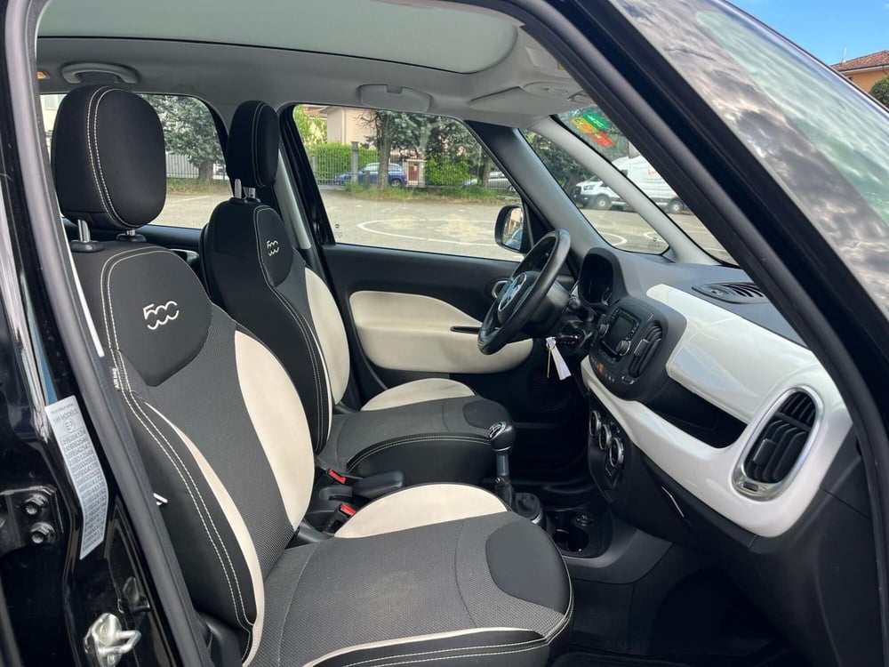 Fiat 500L usata a Milano (14)