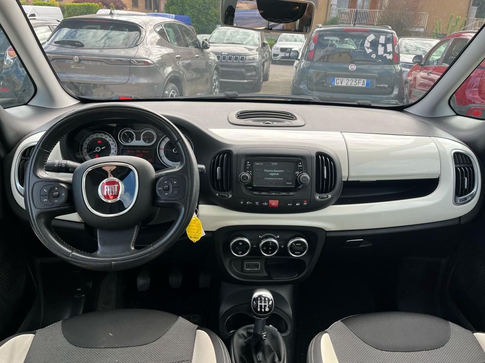 Fiat 500L usata a Milano (17)