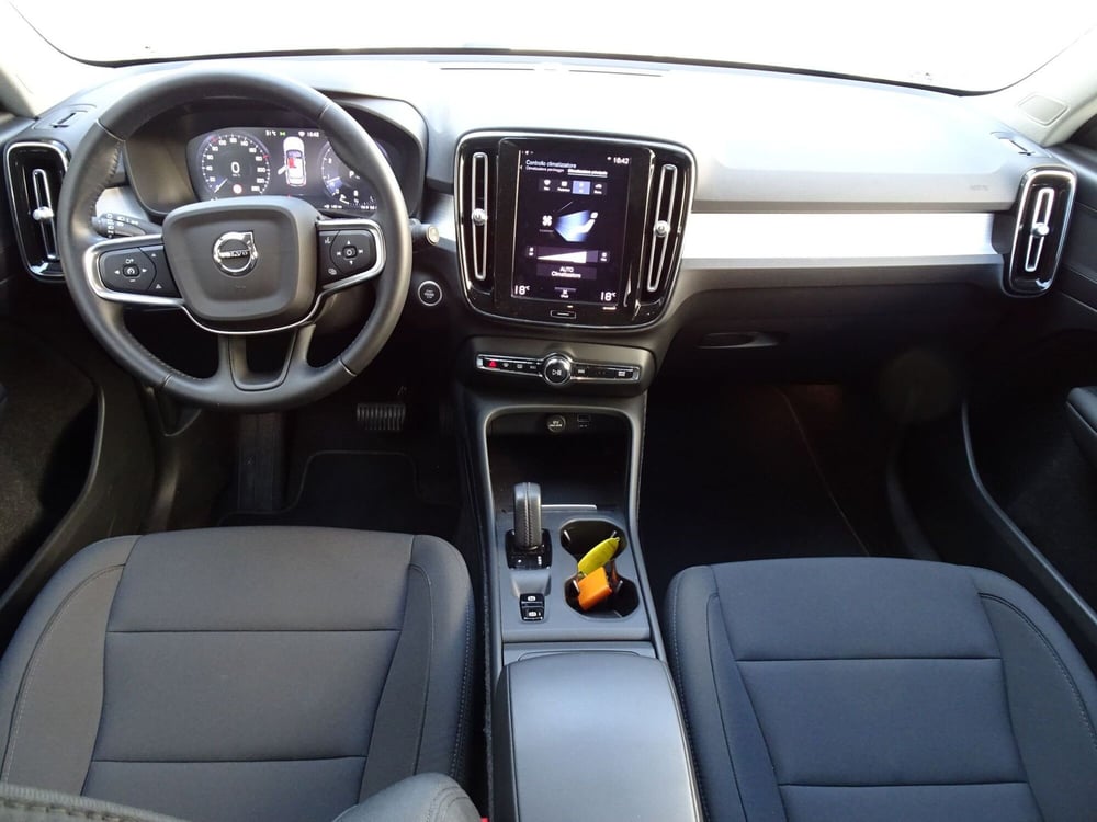 Volvo XC40 usata a Treviso (13)