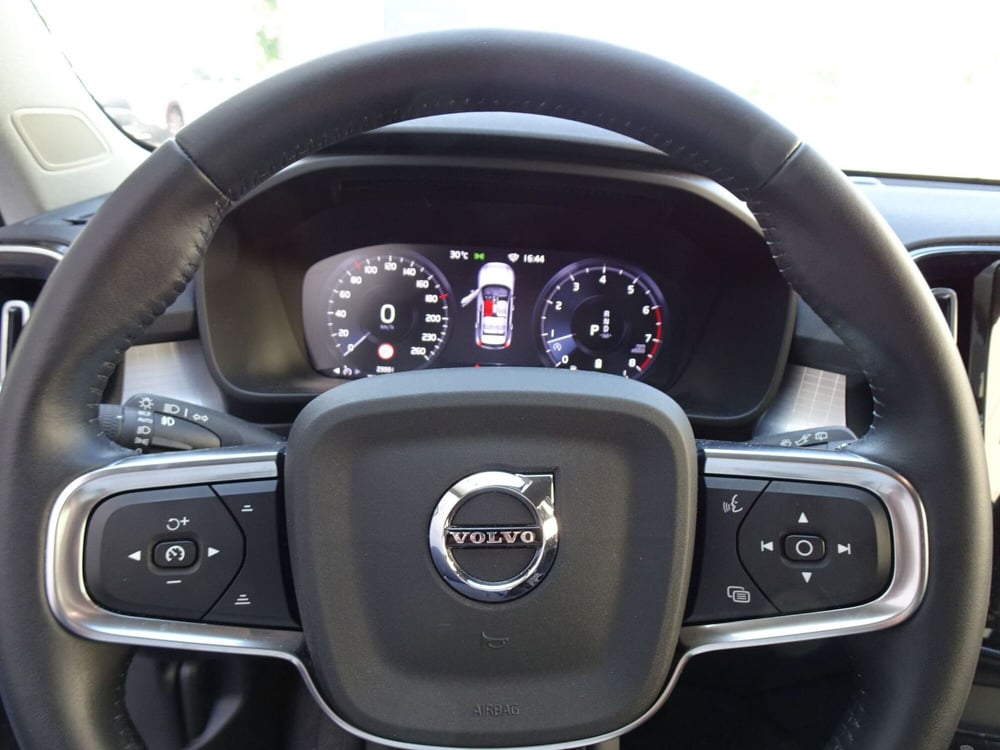 Volvo XC40 usata a Treviso (14)