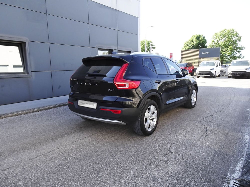 Volvo XC40 usata a Treviso (5)
